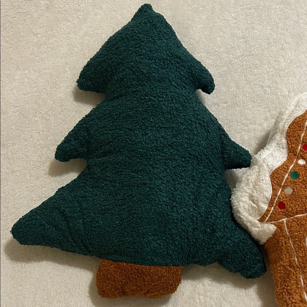 Cozy Holiday Tree and Gingerbread House Plush Set